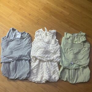Halo swaddles 0 - 3 month zip up bundle